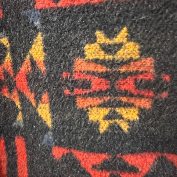 Men’s Vintage Nordic Aztec Vest - Picture 4 of 8